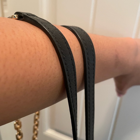 Tory Burch Crossbody - Picture 7 of 11